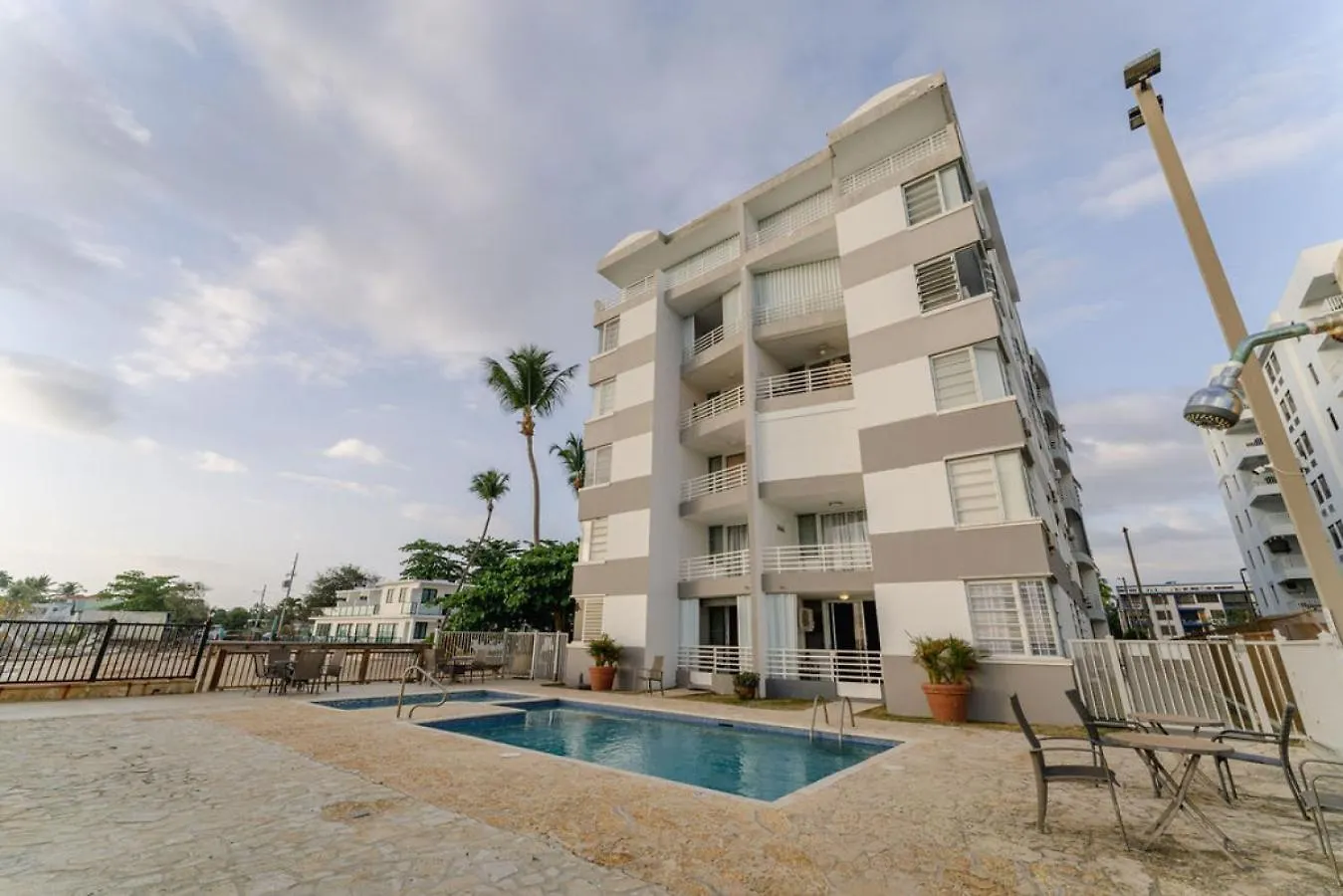 Costa Corcega 1F- Puerta Del Sol Beachfront Escape رينكون بورتوريكو